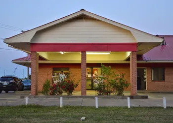 Economy Inn hotel thumbnail 2