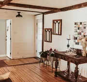 The Bond 1835 hotel detail image 4