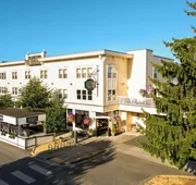 Fairhaven Village Inn hotel detail image 5