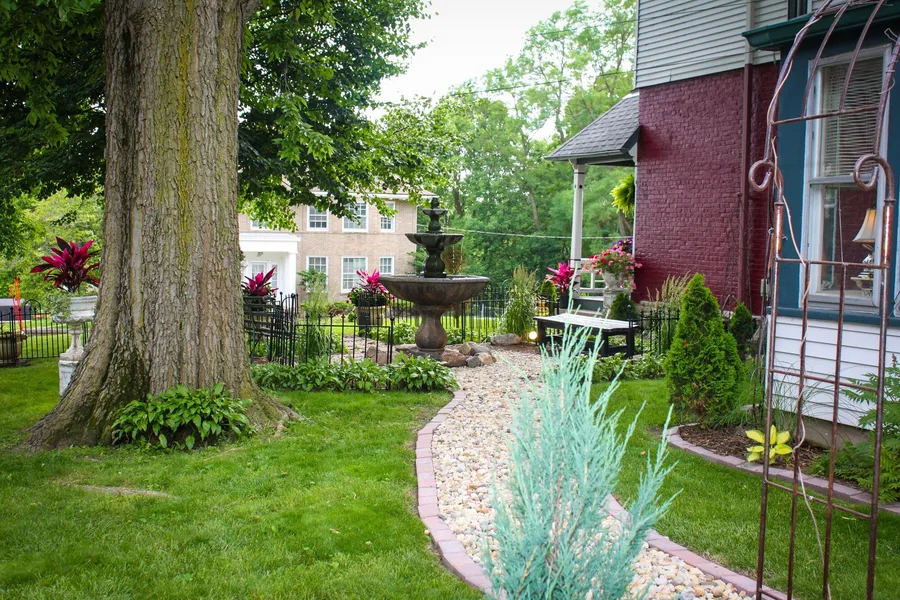 Evans Holly Grove Inn B&B hotel detail image 2