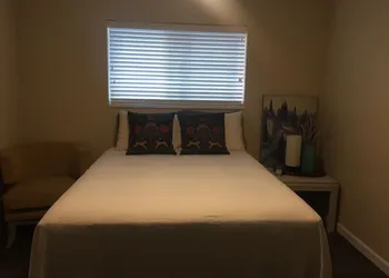 Anglers Roost hotel thumbnail 7