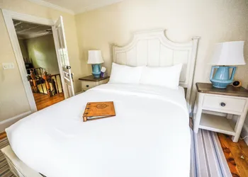 Inn at Tyler Hill hotel thumbnail 3