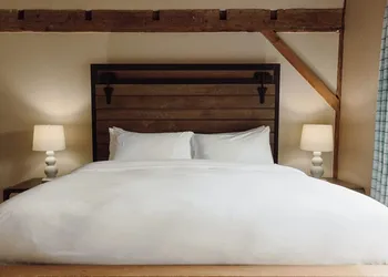 Inn at Tyler Hill hotel thumbnail 6