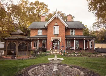 The Steamboat House Bed & Breakfast hotel thumbnail 3