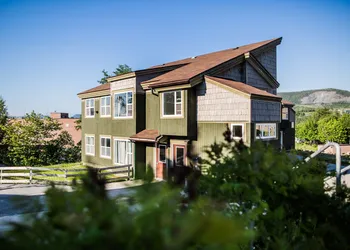 Grenfell Campus Summer Accommodations hotel thumbnail 4