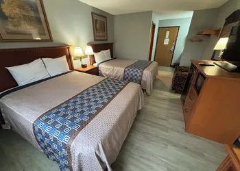 Covered Bridge Inn hotel thumbnail 5