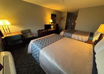 Covered Bridge Inn hotel thumbnail 6