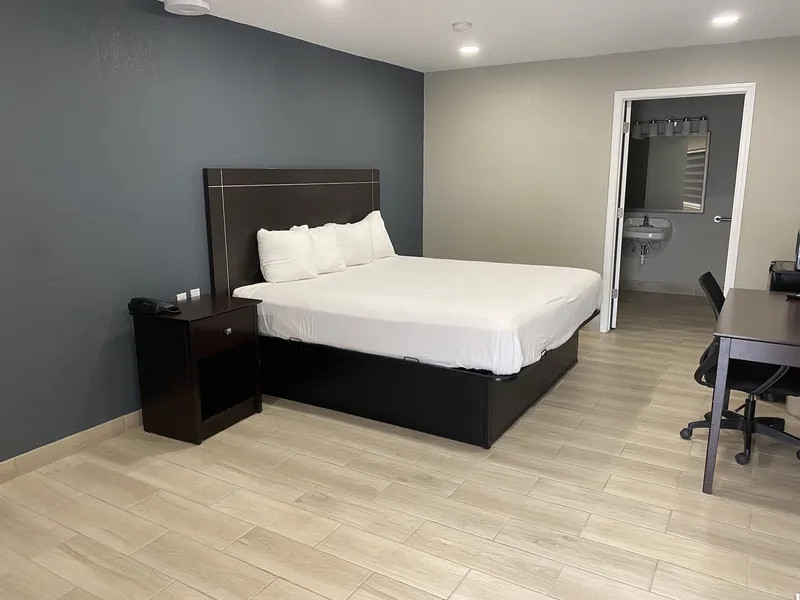 Falcon Executive Inn hotel detail image 6