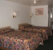 camlot inn motel hotel detail image 7