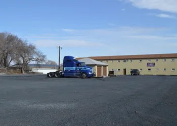 Economy Inn hotel thumbnail 3