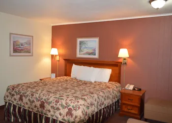 Economy Inn hotel thumbnail 5