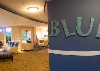 Hotel Blue hotel thumbnail 4