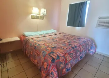 The Caprice Motel hotel thumbnail 7