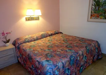 The Caprice Motel hotel thumbnail 8