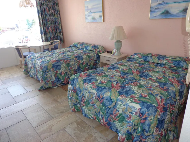 Quarterdeck Motel hotel detail image 6