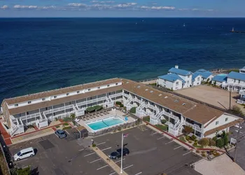 Sun N Sound hotel thumbnail 4