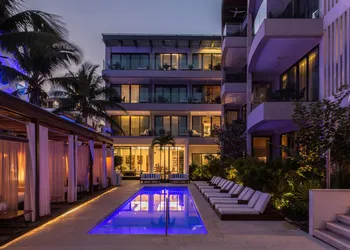 Thompson Playa Del Carmen Beach House hotel thumbnail 2