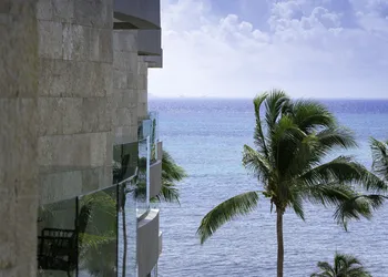 Thompson Playa Del Carmen Beach House hotel thumbnail 5