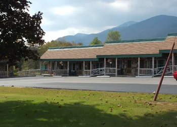 Mountain Brook Lodge hotel thumbnail 2