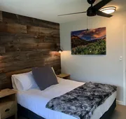 Purple Mountain Bed & Breakfast hotel detail image 7