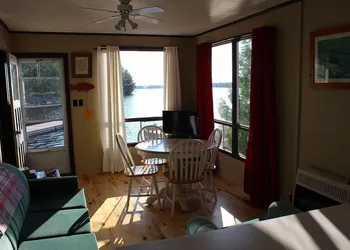 Mashkinonje Lodge hotel thumbnail 6