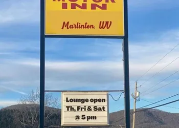 Marlinton Motor Inn hotel thumbnail 7