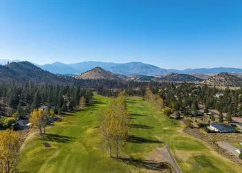 Lake Shastina Golf Resort hotel thumbnail 7