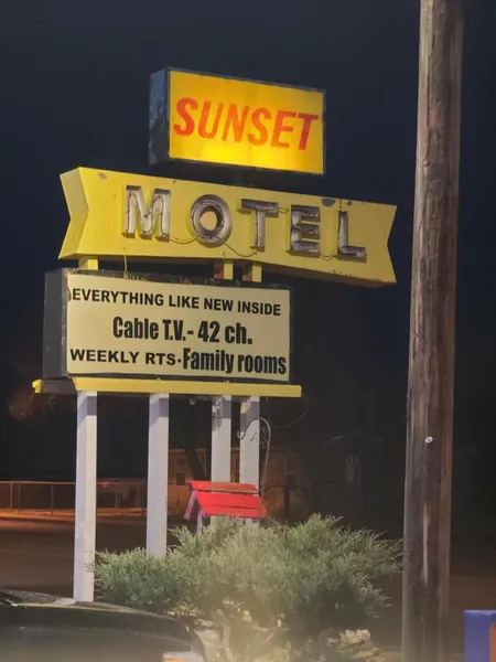 Sunset Motel hotel detail image 2