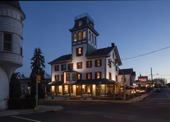 Washington House Hotel hotel thumbnail 2