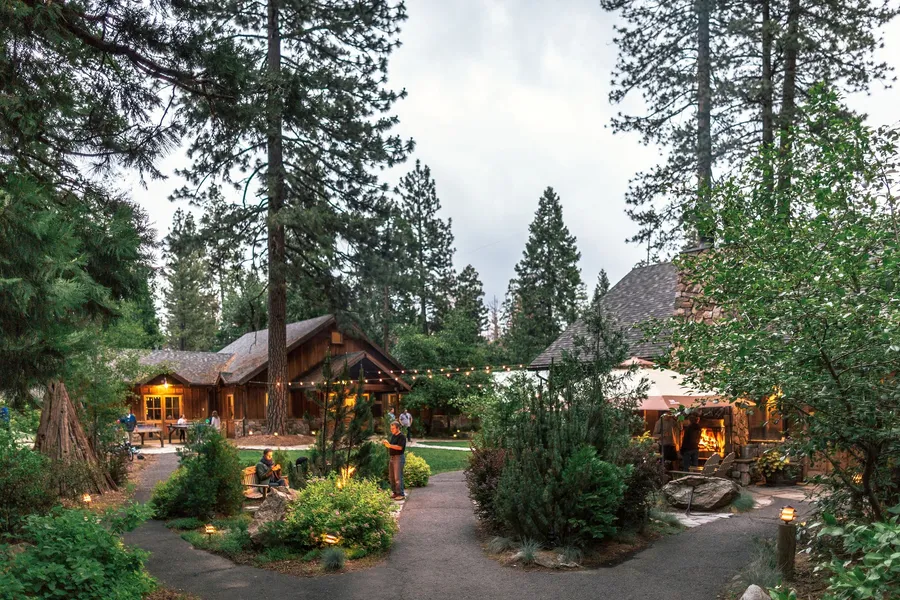 Evergreen Lodge Yosemite hotel detail image 2