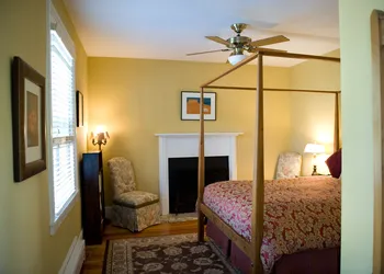 Hopkins Ordinary Bed Breakfast and Ale Works hotel thumbnail 7