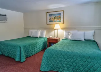 Mount Whittier Motel hotel thumbnail 5