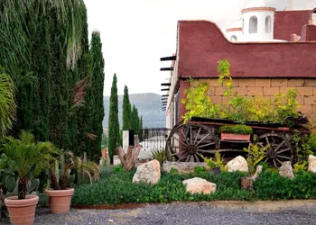 Rancho Los Labradores hotel thumbnail 4