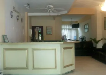 Hotel Puente Inn hotel thumbnail 5