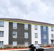 Comfort Inn & Suites Brunswick I-95 hotel detail image 5