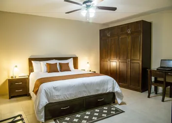 Bugambilias Suites hotel thumbnail 7