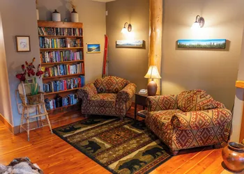 Vagabond Lodge at Kicking Horse Resort hotel thumbnail 8