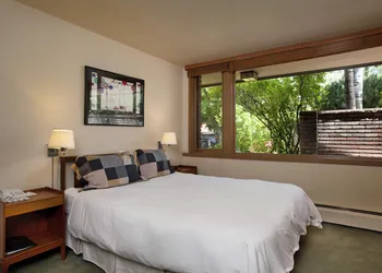 Hearthstone House hotel thumbnail 6