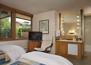 Hearthstone House hotel thumbnail 7