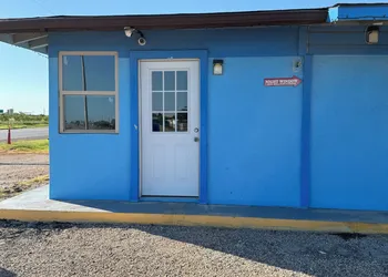 Hickman's Motel hotel thumbnail 2