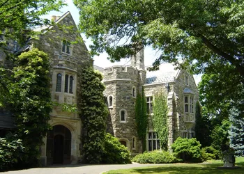 The Castle at Skylands Manor hotel thumbnail 2