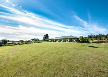 Mahana House Country Inn hotel thumbnail 3