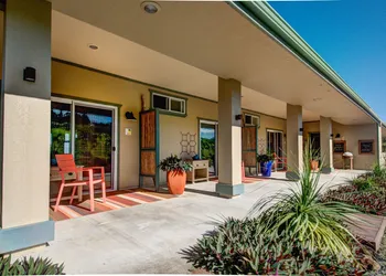 Mahana House Country Inn hotel thumbnail 5