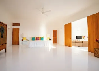 Sol de Oriente hotel thumbnail 8