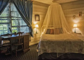 Sylvan Falls Mill B&B hotel thumbnail 6