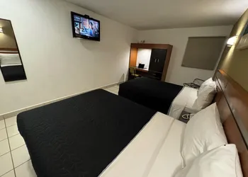 Hotel InterForum Express hotel thumbnail 4