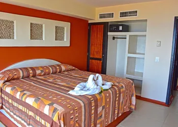 Aca Suites Ixtapa hotel thumbnail 5