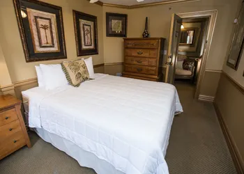 Ocean View Inn hotel thumbnail 8