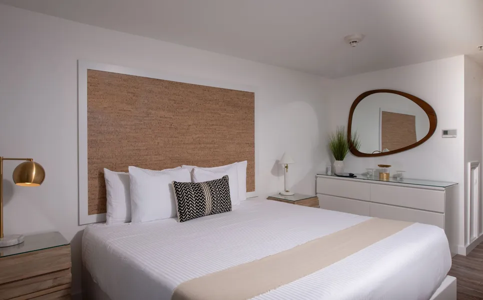 Stones Throw hotel detail image 6