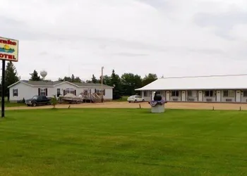 Drake Motel hotel thumbnail 3
